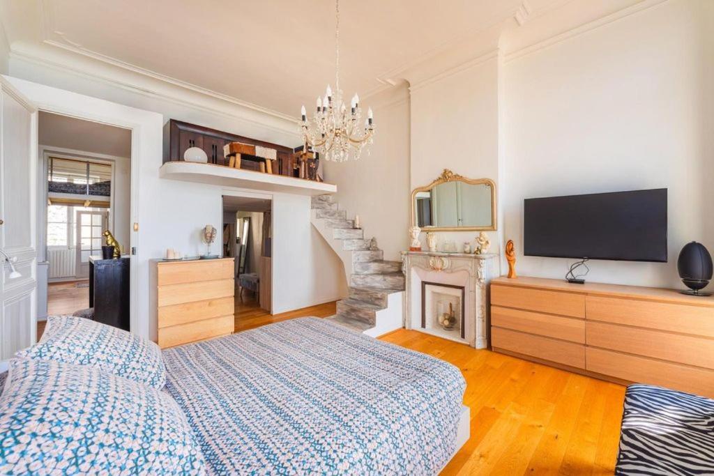 Appartement Sur La Corniche Kennedy Face A La Mer Марсилия Екстериор снимка