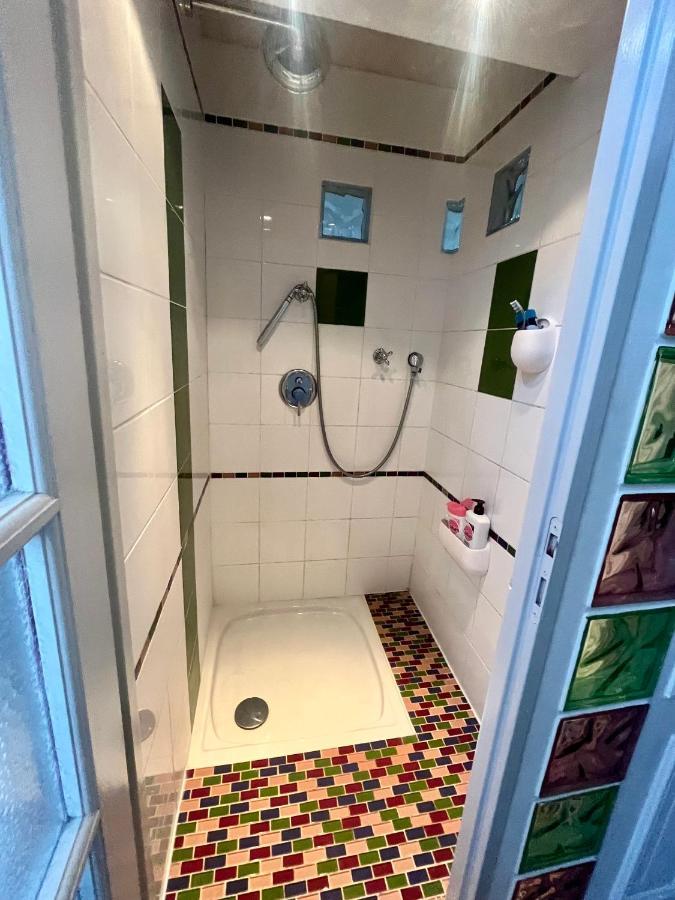 Appartement Sur La Corniche Kennedy Face A La Mer Марсилия Екстериор снимка