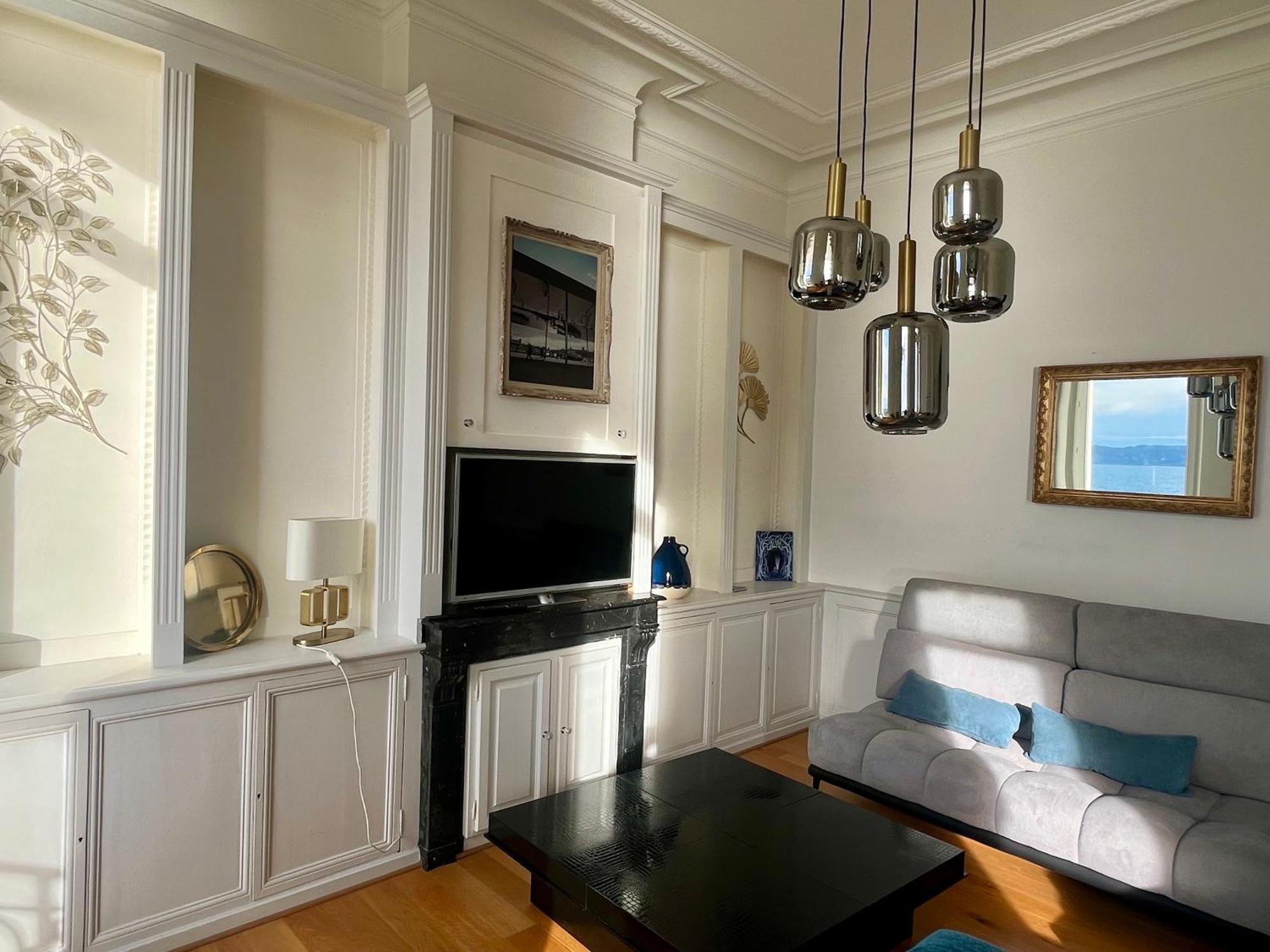 Appartement Sur La Corniche Kennedy Face A La Mer Марсилия Екстериор снимка